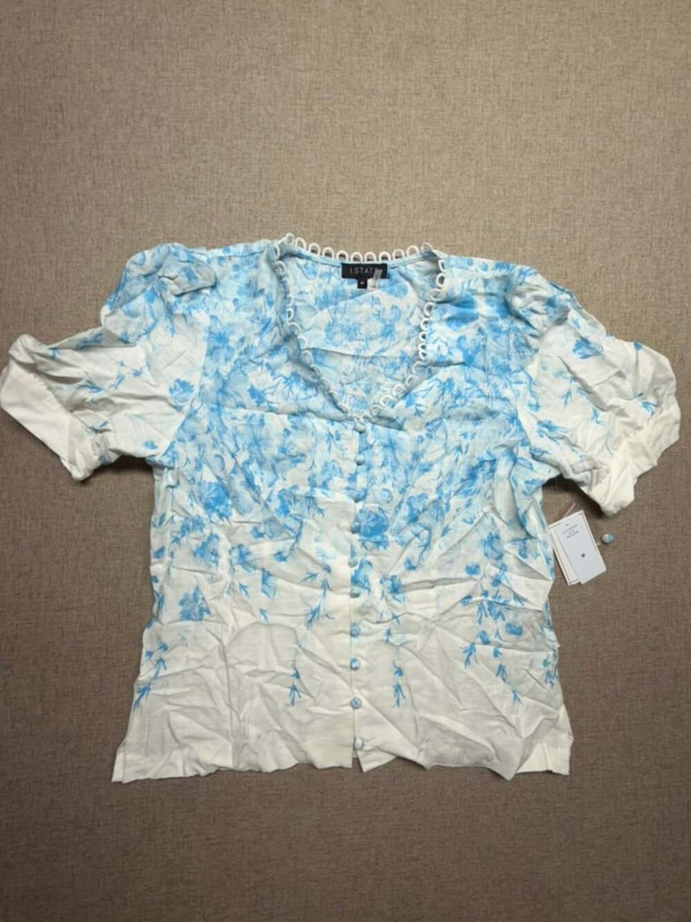 1.STATE Womens M Blue White Floral Puff Sleeve Blouse Button Front Coquette NWT